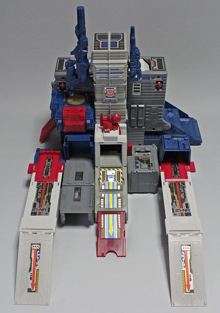 TFEN23_FORTRESS MAXIMUS_06.jpg